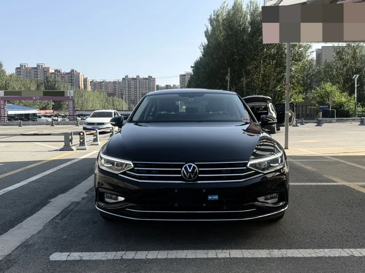 Volkswagen 2020 Magotan 2.0TSI 330TSI luxury automatic transmission 2
