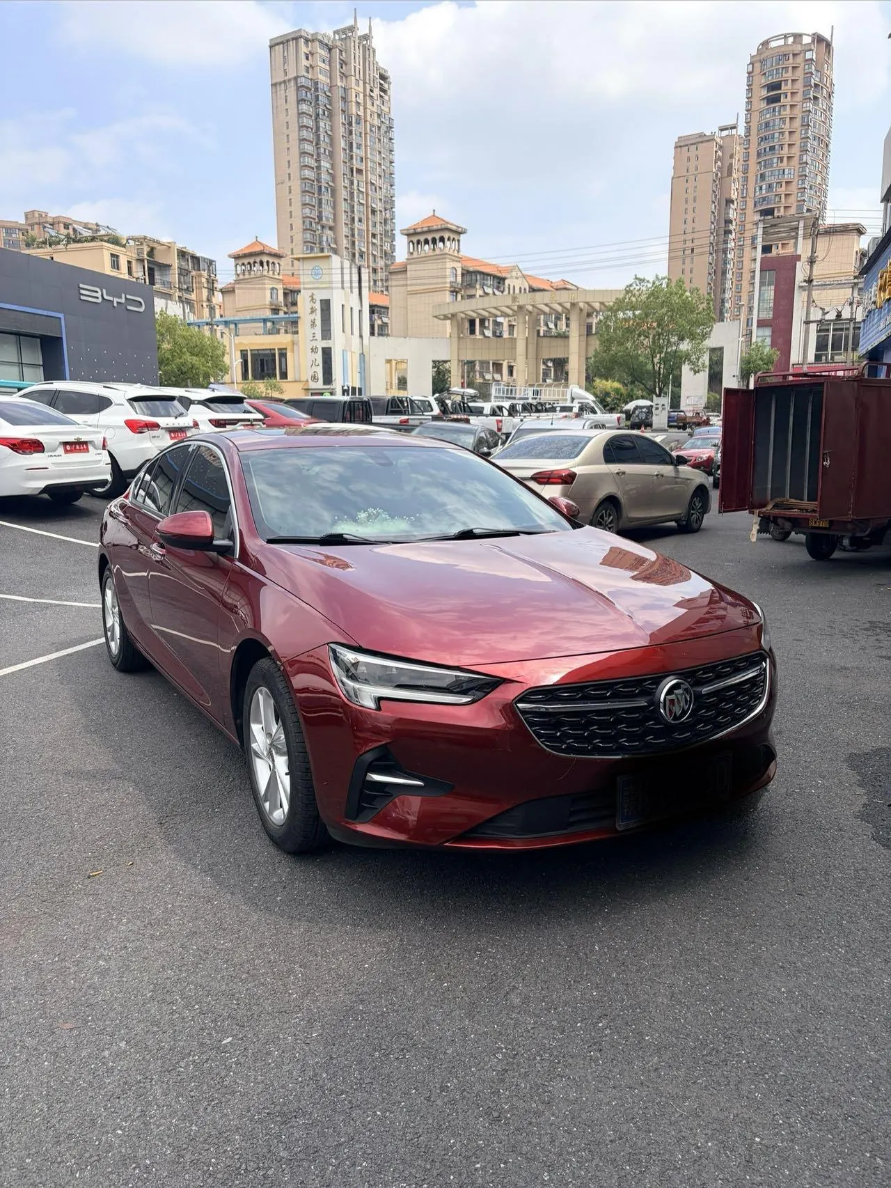 Buick 2020 Regal 1.5T 552T Luxury Automatic Gear 3