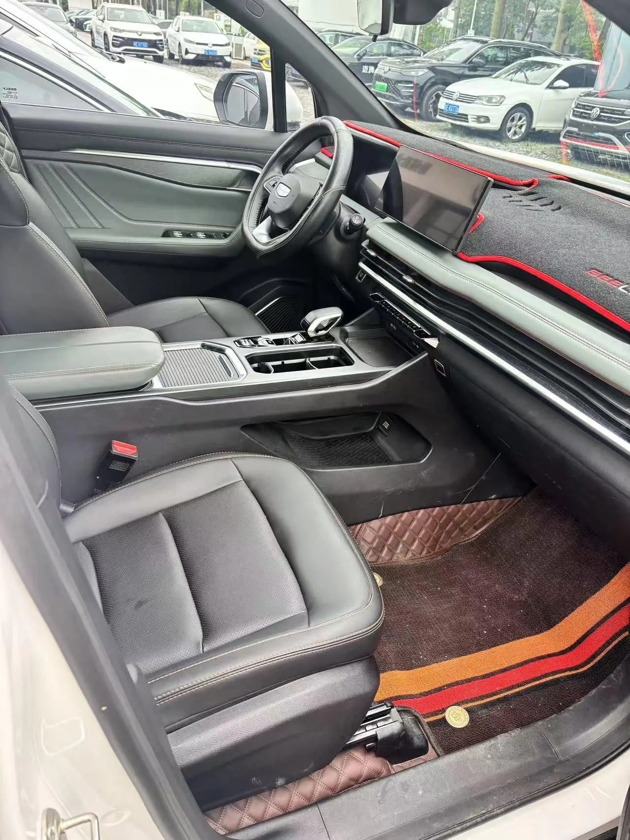 Geely 2023 Hao Yue L 2.0TD Luxury Automatic Transmission 4