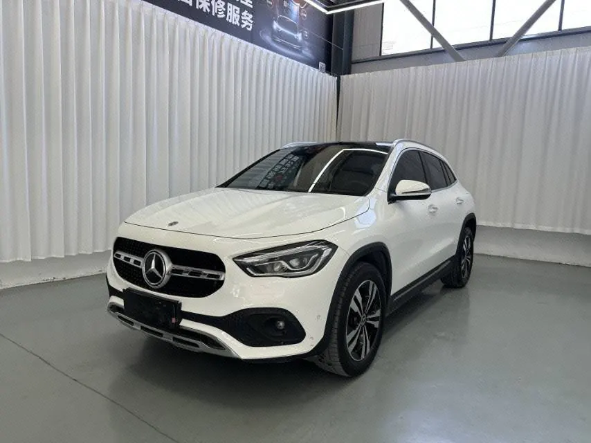 Mercedes Benz 2020 GLA 200 1.3T automatic gear - View 1