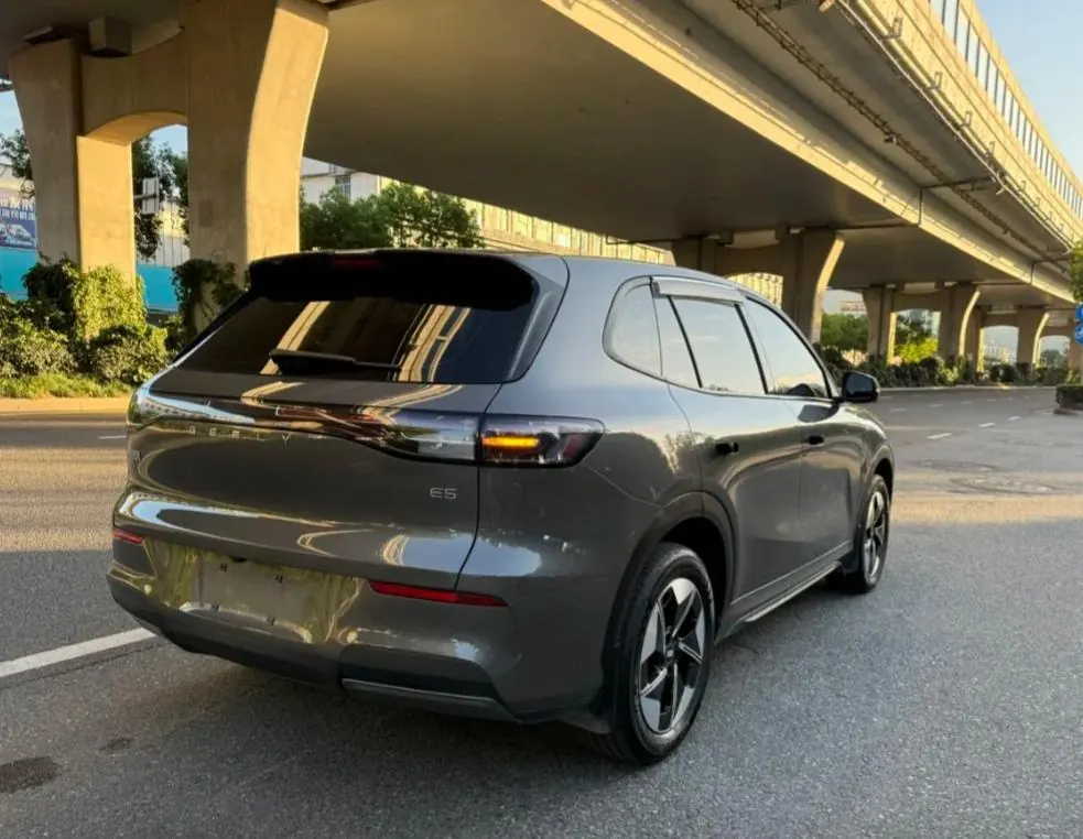 Geely Galaxy 2024 E 5 530km sailing version of automatic gear 5