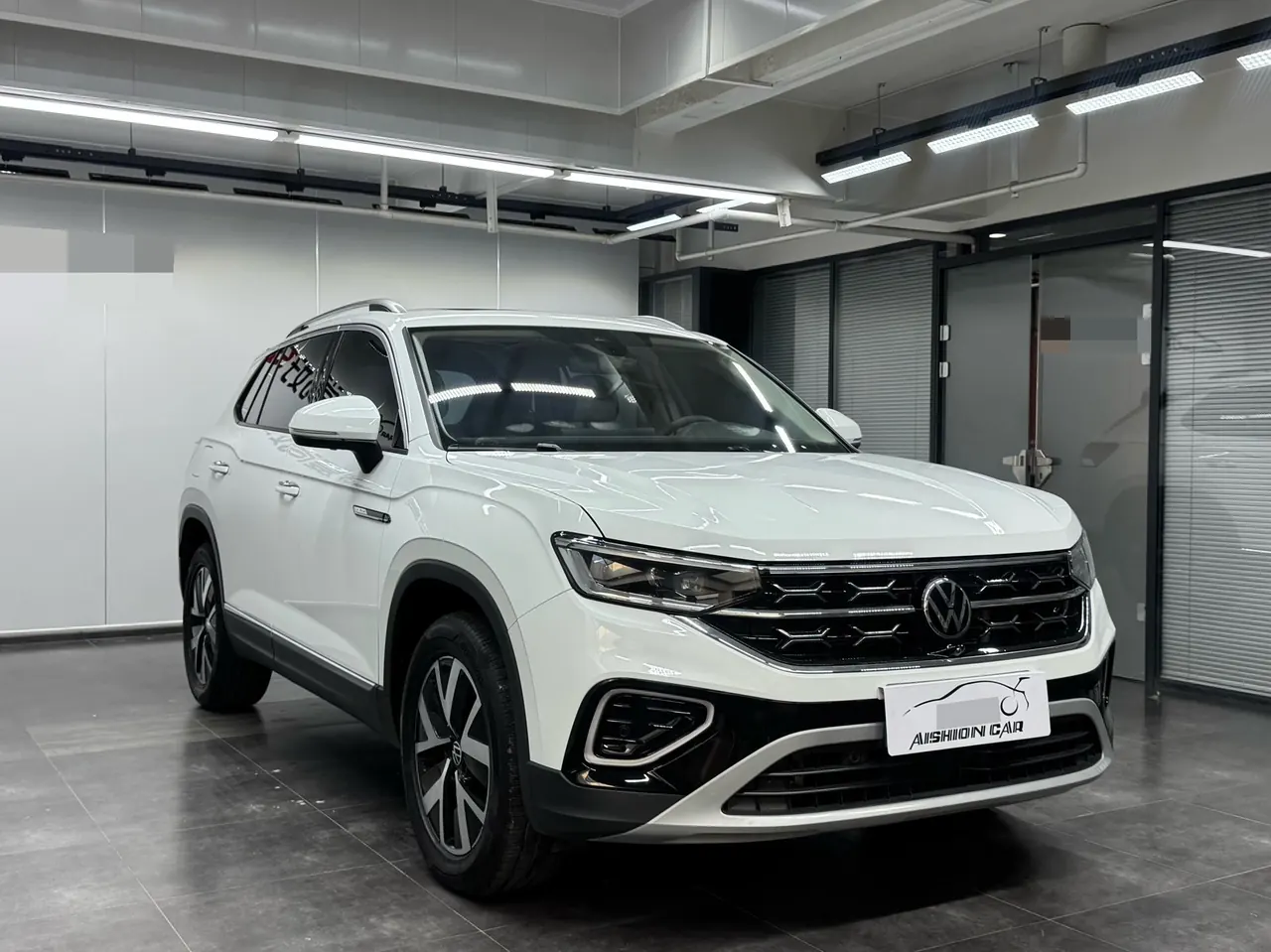 Volkswagen 2023 Tanyue 2.0TSI 330TSI Two-Drive Luxury Plus Advanced Edition Automatic Gear 3