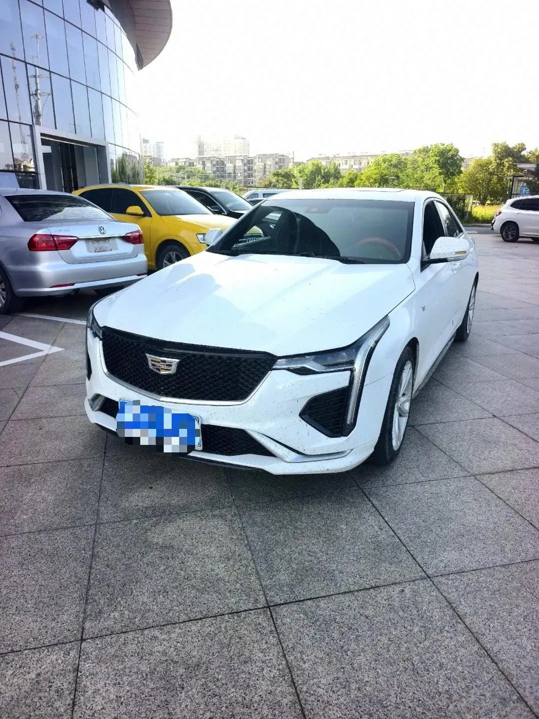 Cadillac 2020 CT4 2.0T 28T fashion automatic gear - View 1