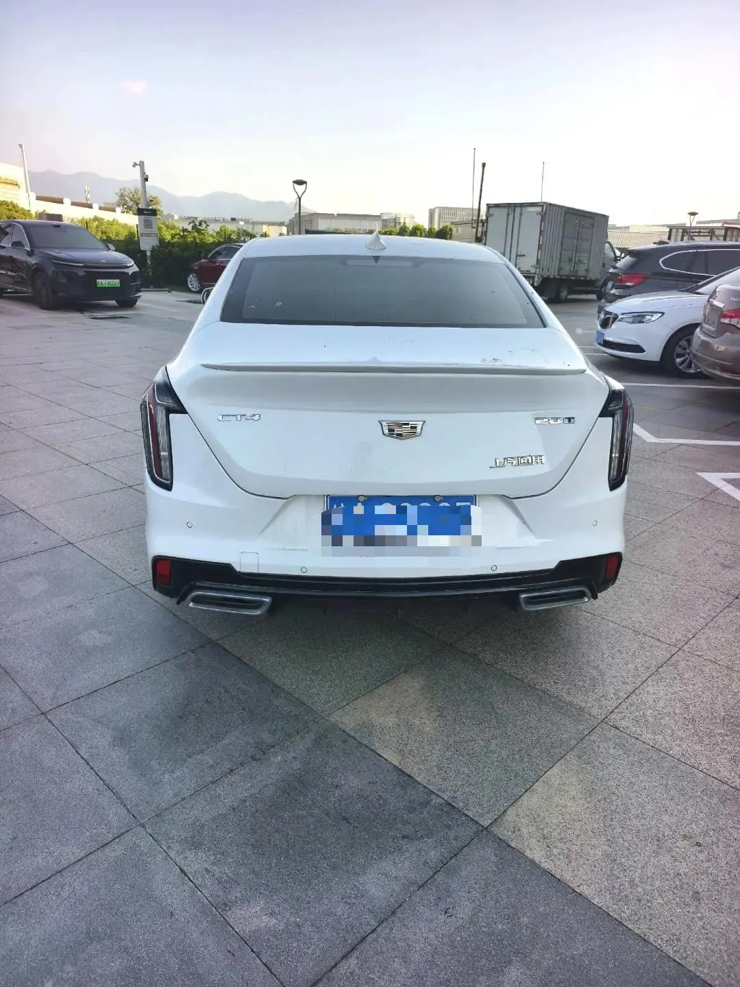 Cadillac 2020 CT4 2.0T 28T fashion automatic gear 3