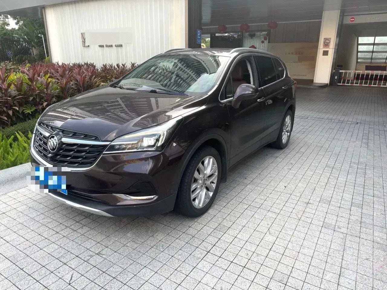 Buick 2020 Angkewei 2.0T 28T 4-wheel drive elite automatic gear - View 1