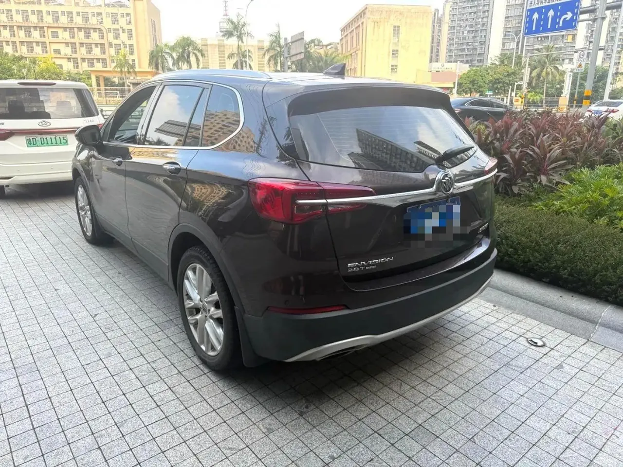 Buick 2020 Angkewei 2.0T 28T 4-wheel drive elite automatic gear 3