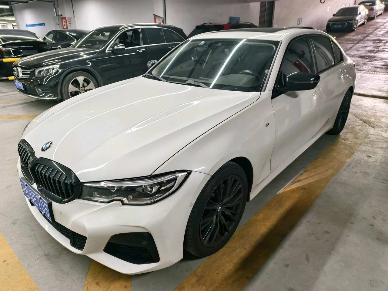 Open image lightbox: BMW 3 Series 2020 325Li 2.0T M Sports Obsidian Night Edition Automatic Gear