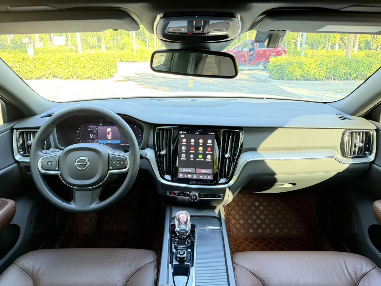 Volvo 2023 S60 48V 2.0T B4 Zhiyi Deluxe Edition Automatic Gear 5