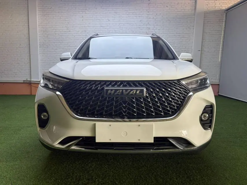 Haval 2023 M6 PLUS 1.5T Luxury Smart Joint Automatic Gear 2