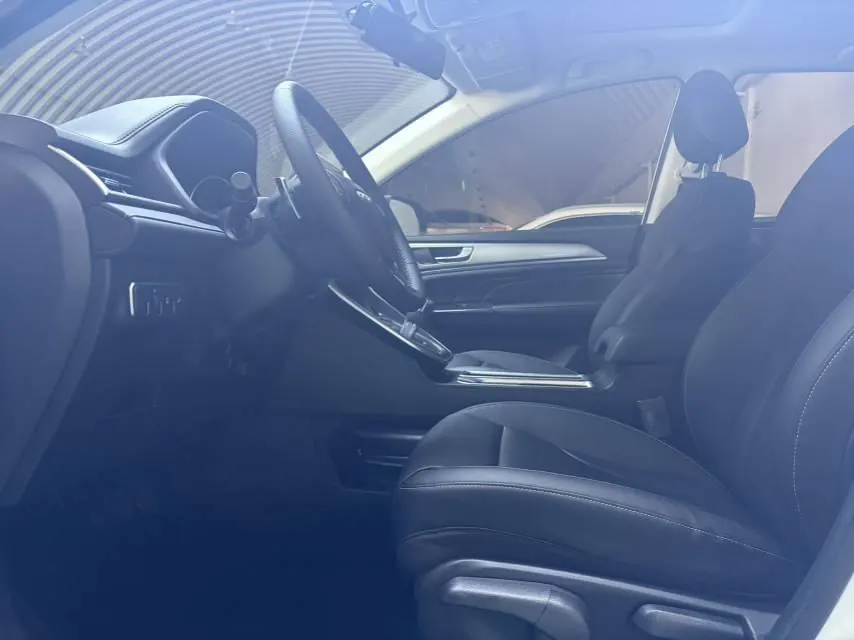Haval 2023 M6 PLUS 1.5T Luxury Smart Joint Automatic Gear 4