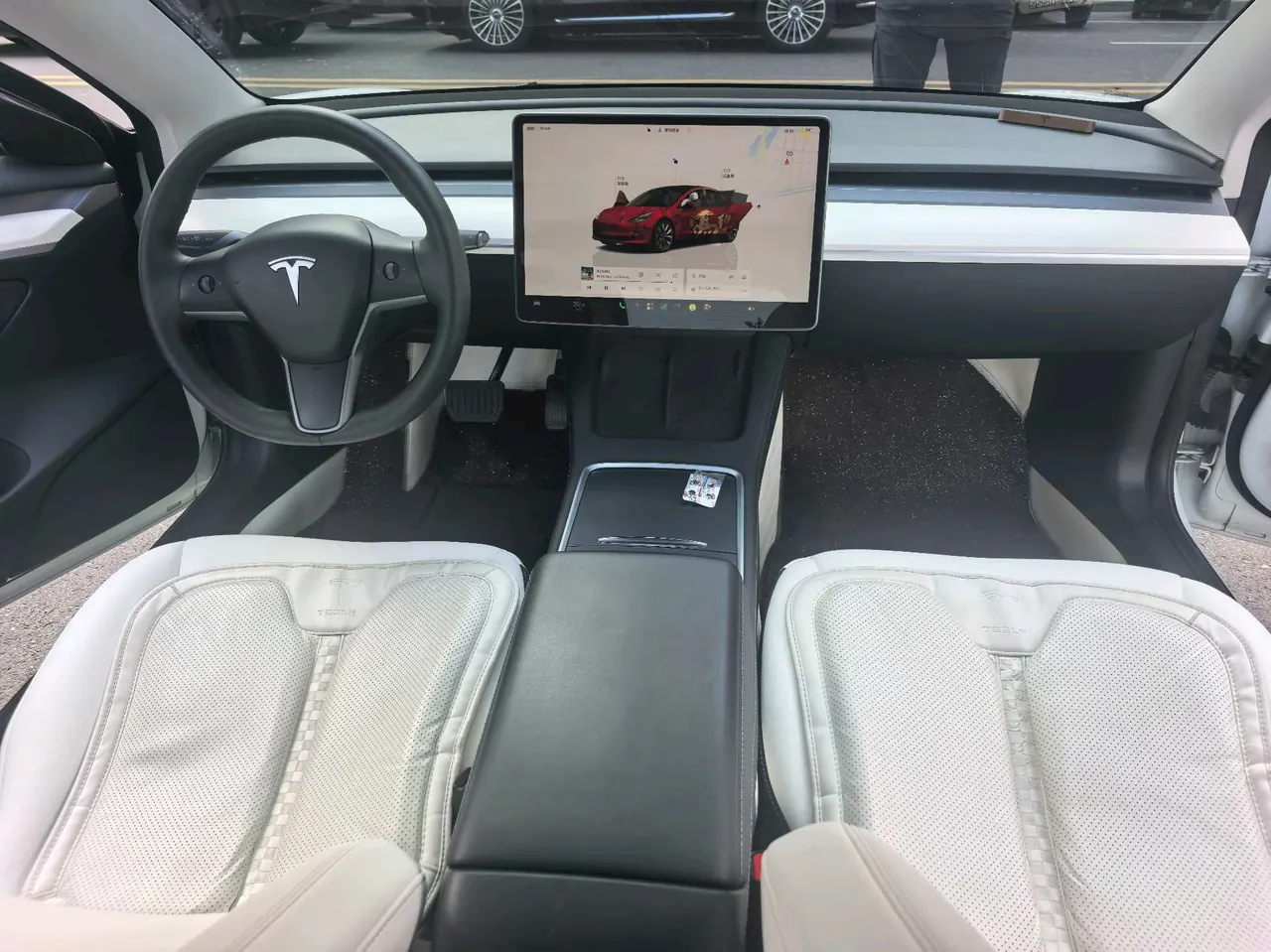 Tesla 2022 Model 3 rear-wheel drive version of automatic transmission 4