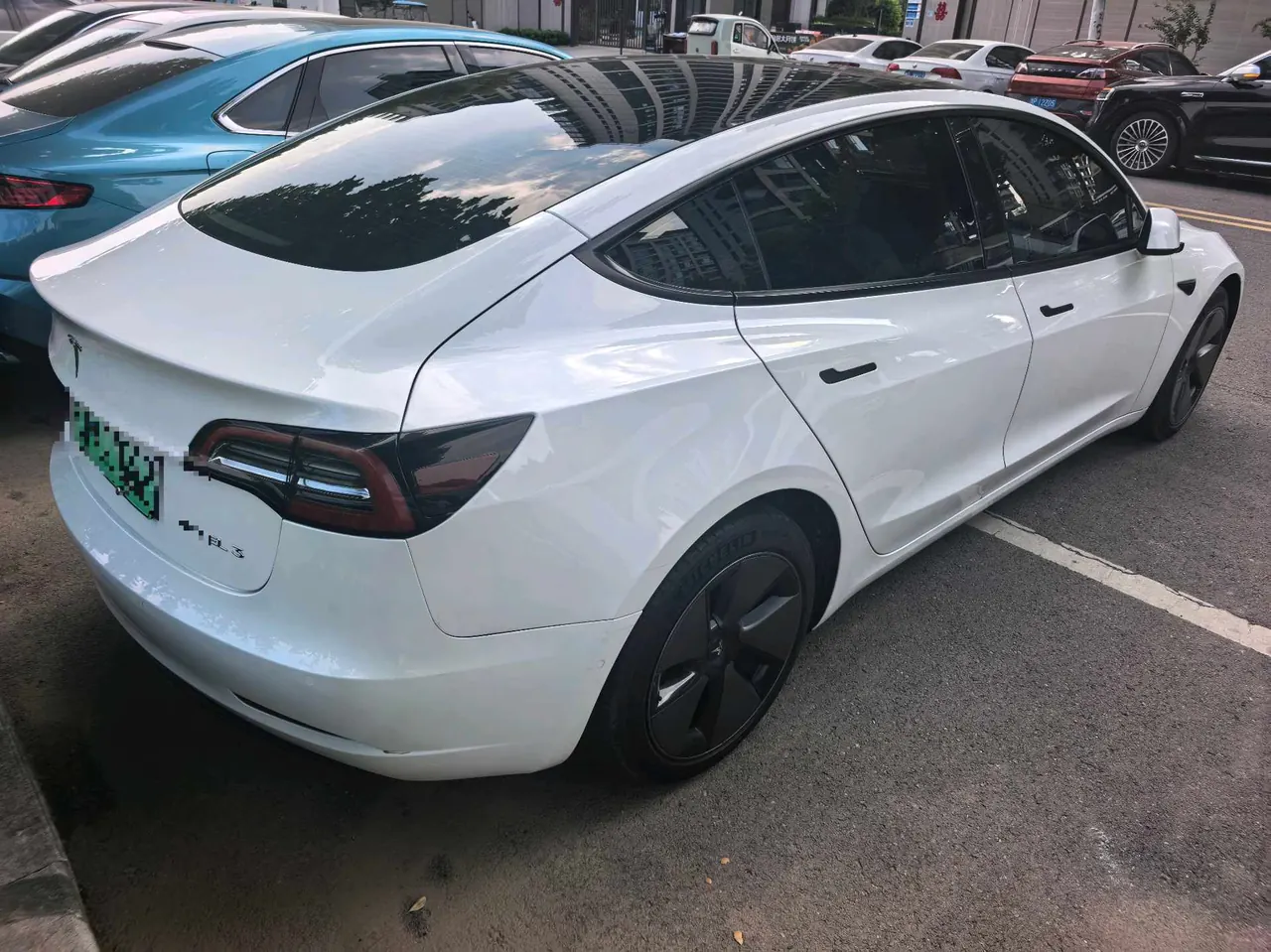 Tesla 2022 Model 3 rear-wheel drive version of automatic transmission 8
