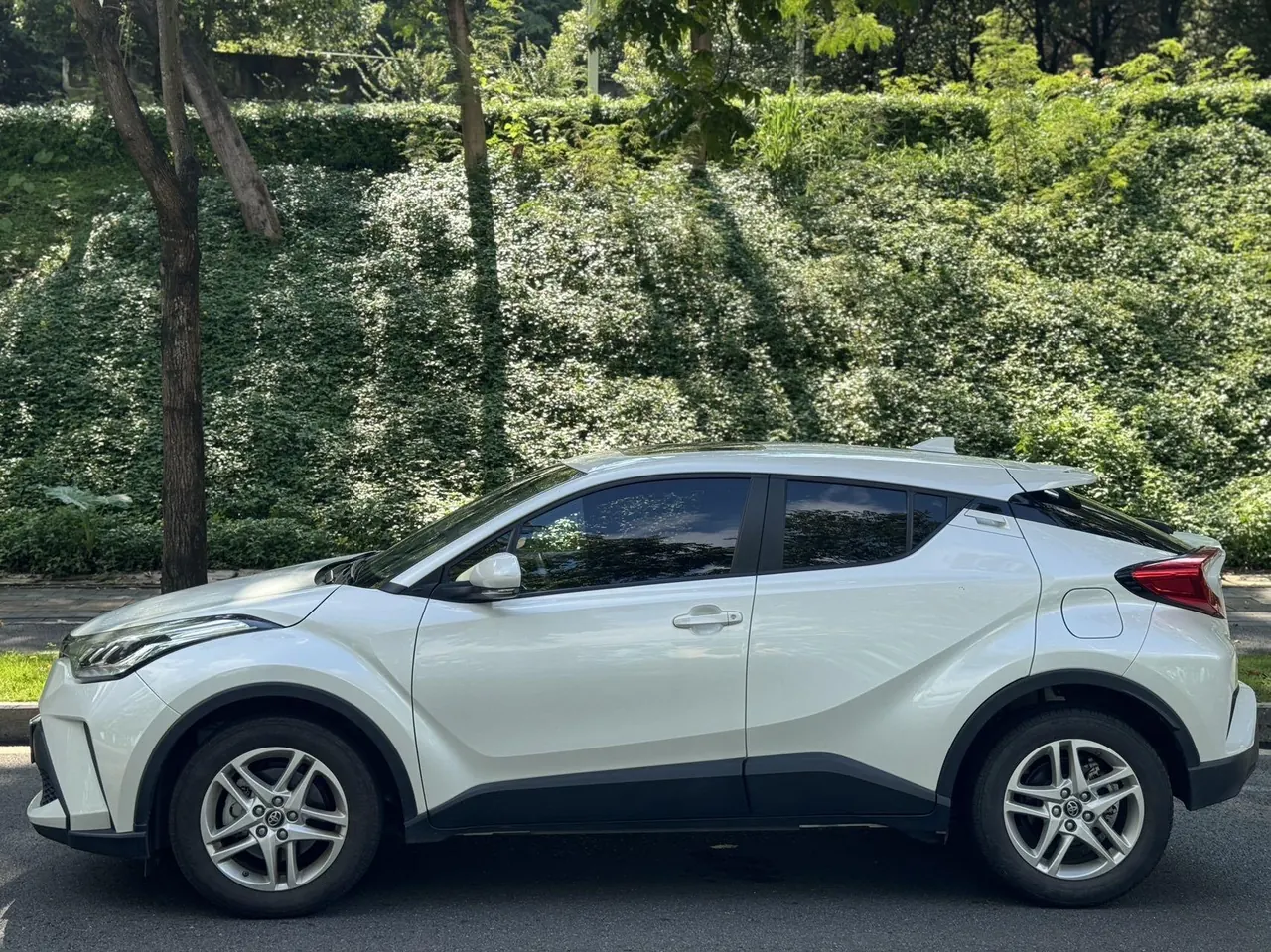 Toyota 2022 C- HR 2.0 Stepless Comfort Edition Automatic Gear 4