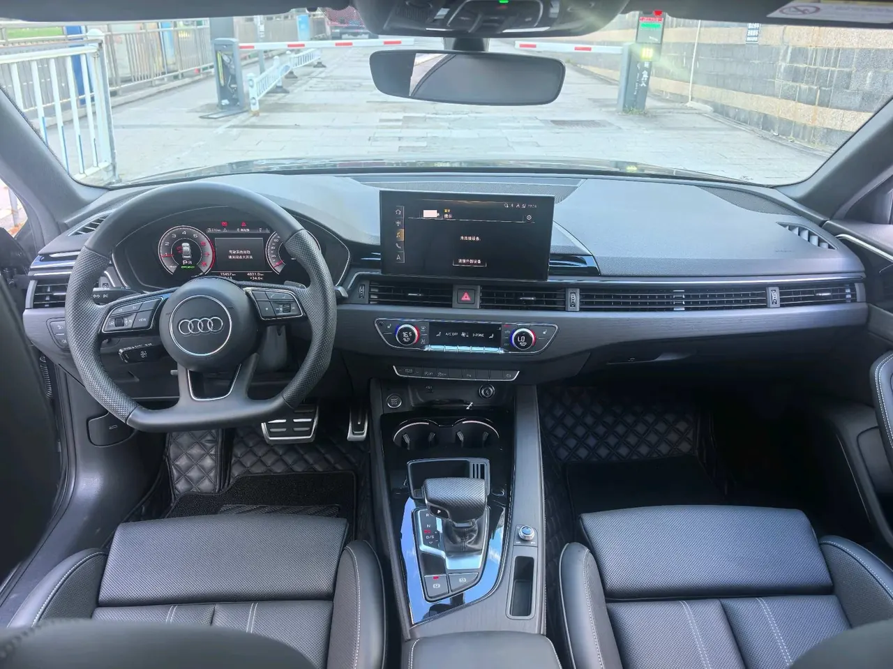 Audi 2024 A4L 2.0TFSI 40TFSI Deluxe Dynamic Automatic 7