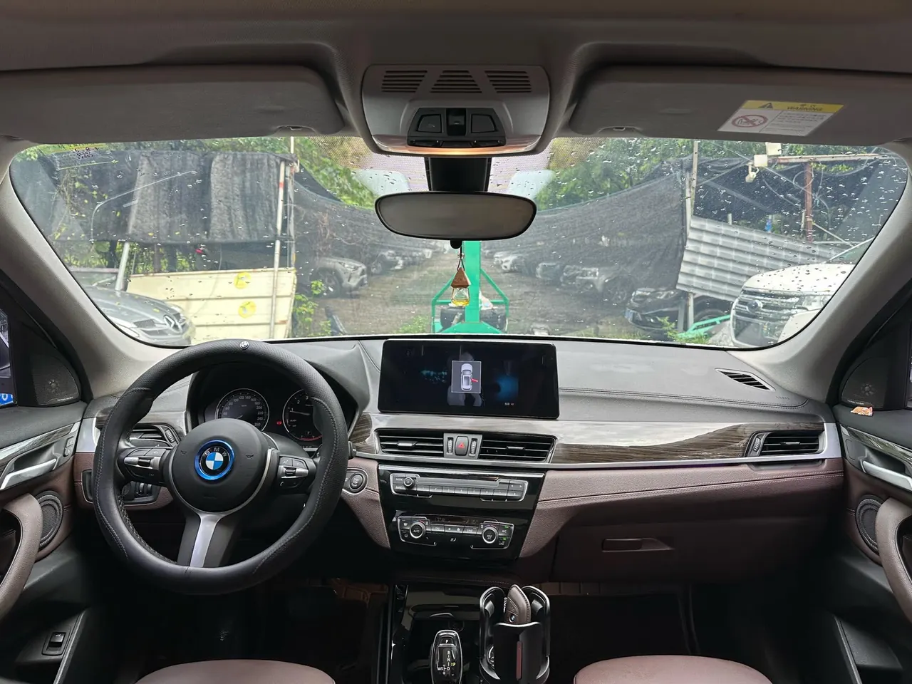 BMW 2022 X1 xDrive25Li 2.0T exclusive automatic gear 5