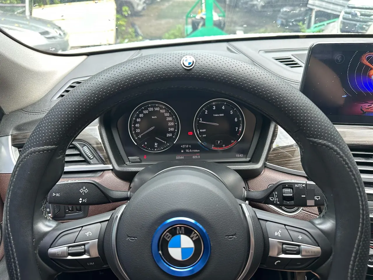 BMW 2022 X1 xDrive25Li 2.0T exclusive automatic gear 7
