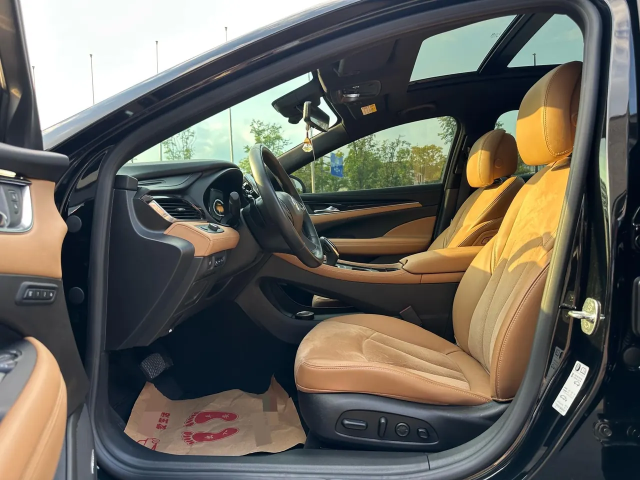 Buick 2021 LaCrosse 2.0T 652T Honorable Automatic 12