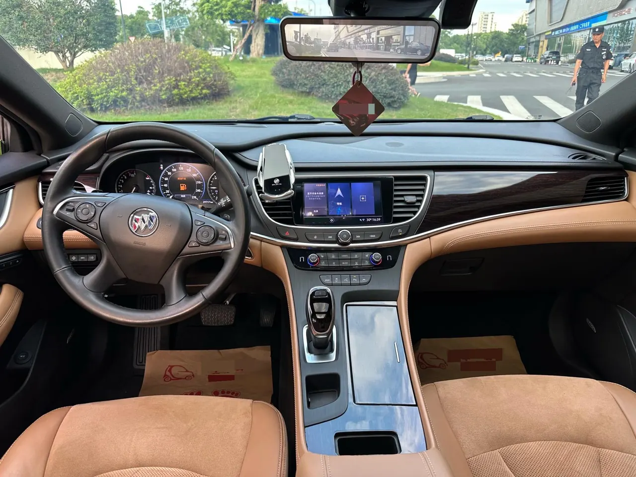 Buick 2021 LaCrosse 2.0T 652T Honorable Automatic 4