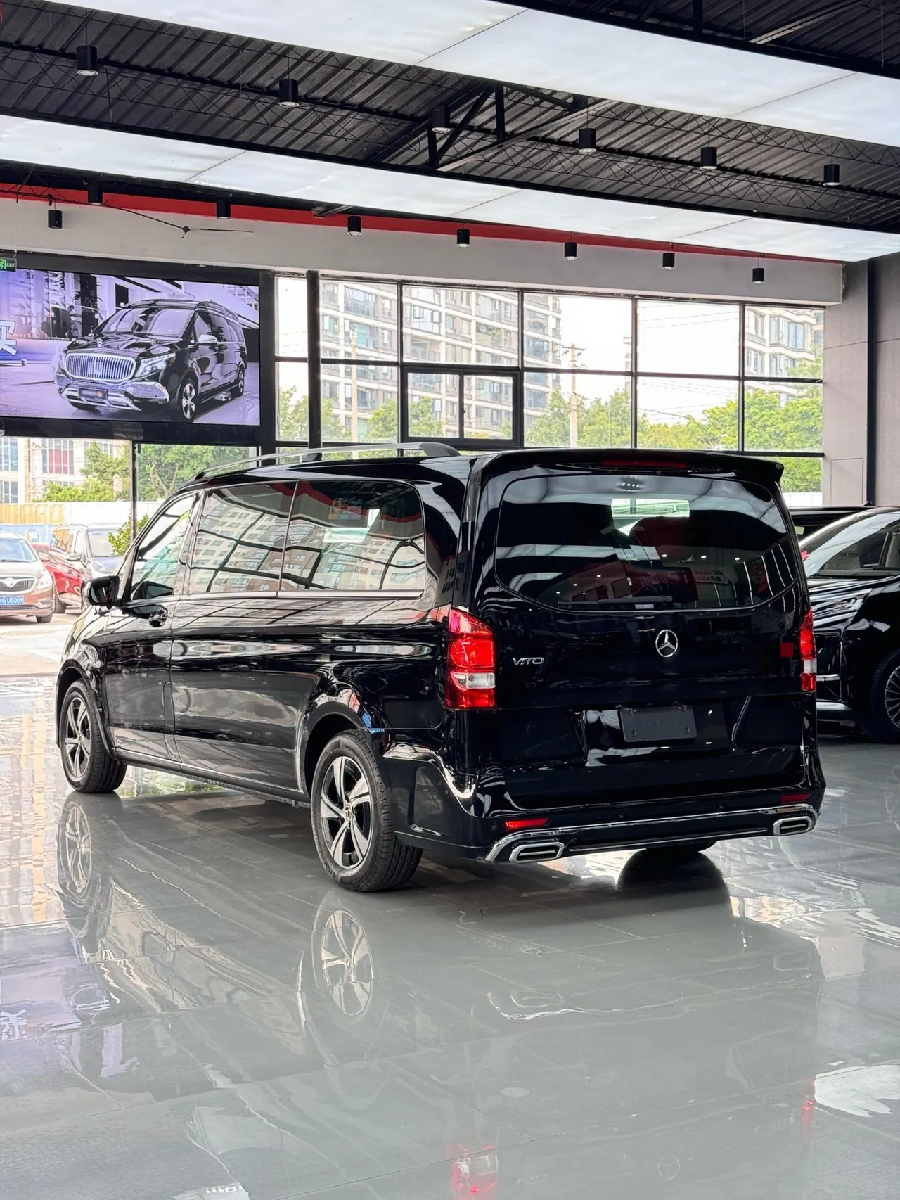 Mercedes Benz 2024 Vito 2.0T Elite Edition 7-seat Automatic Gear 3