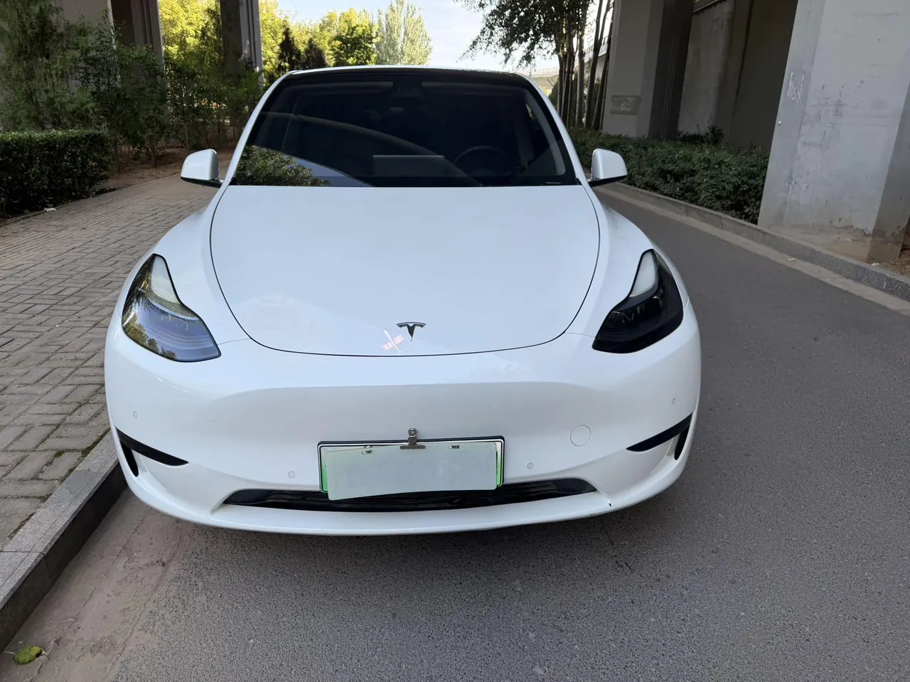 Tesla 2022 Model Y rear-wheel drive version (facelift) automatic gear 2