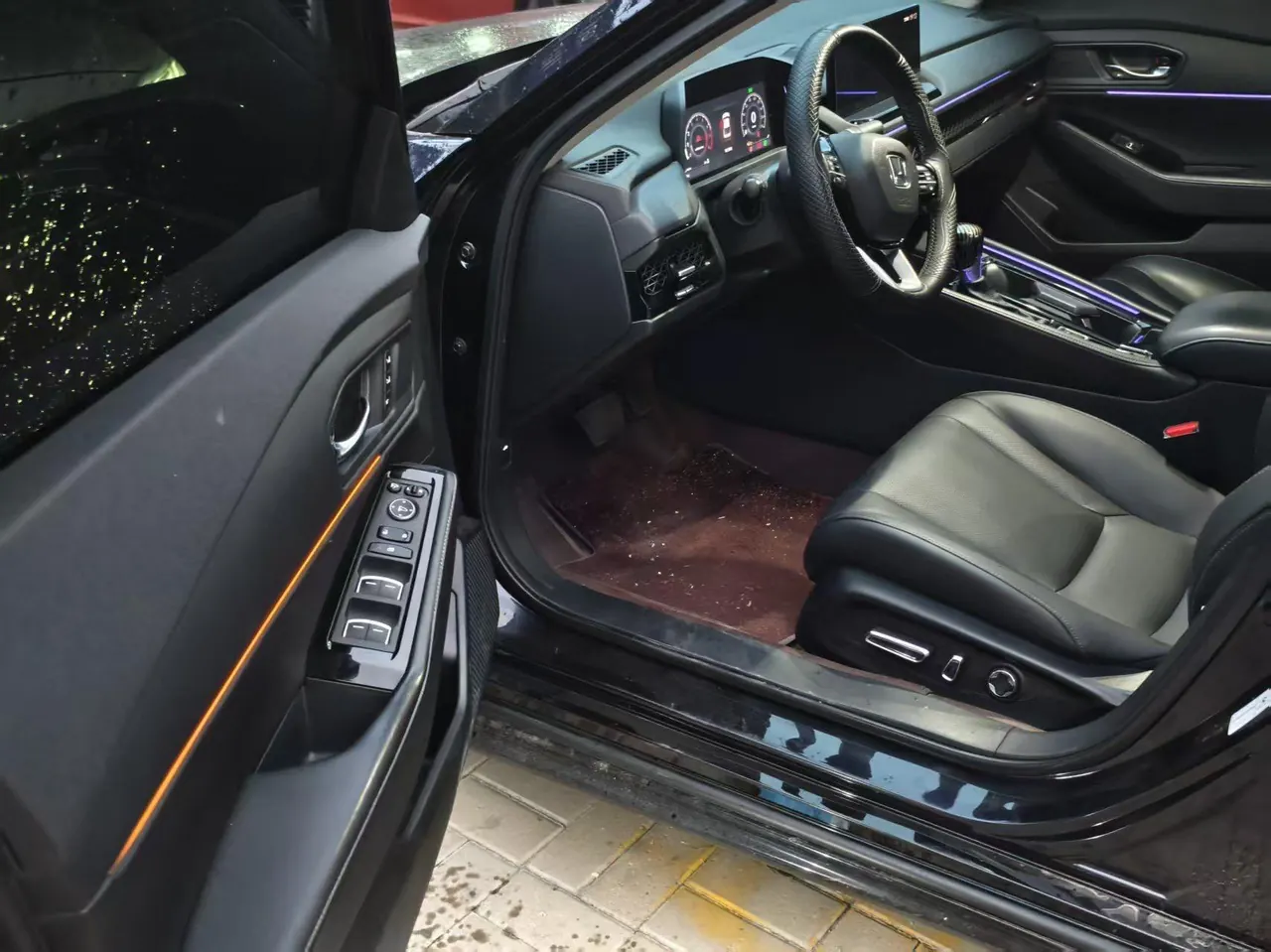Honda 2023 11th generation Accord 1.5T stepless 260TURBO flagship automatic gear 3
