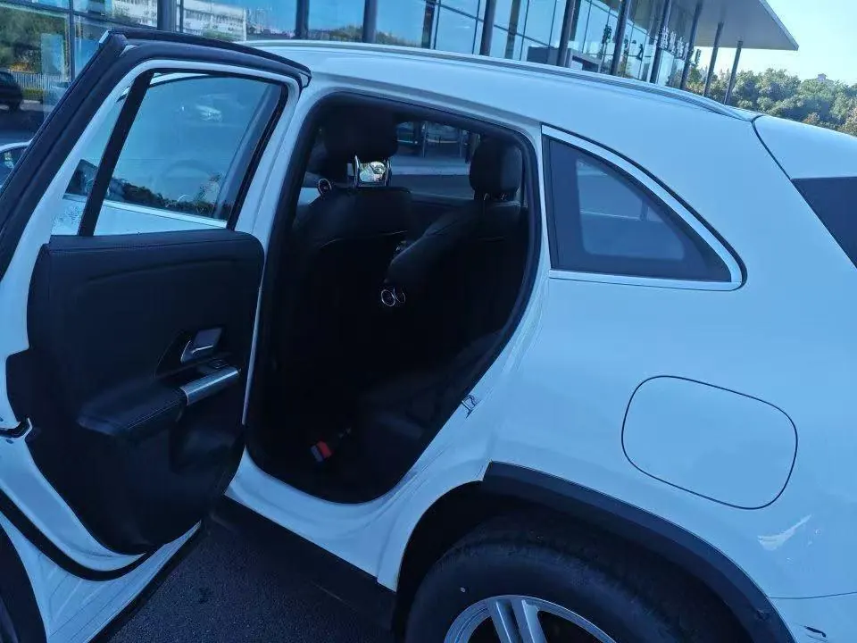 Mercedes Benz 2023 GLA 200 1.3T (modified) automatic gear 5