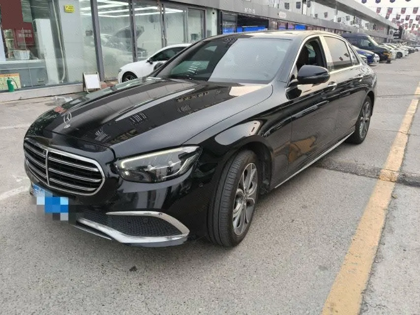 Mercedes Benz E Class 2022 E 300 L 2.0T Luxury (Change 2) Automatic Gear - View 1