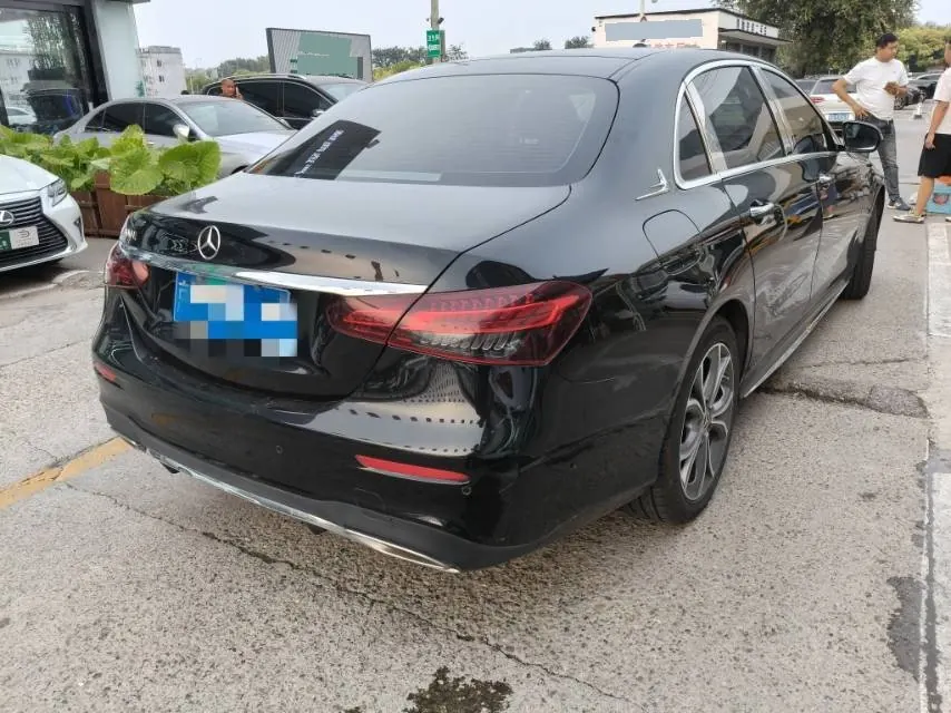 Mercedes Benz E Class 2022 E 300 L 2.0T Luxury (Change 2) Automatic Gear 4