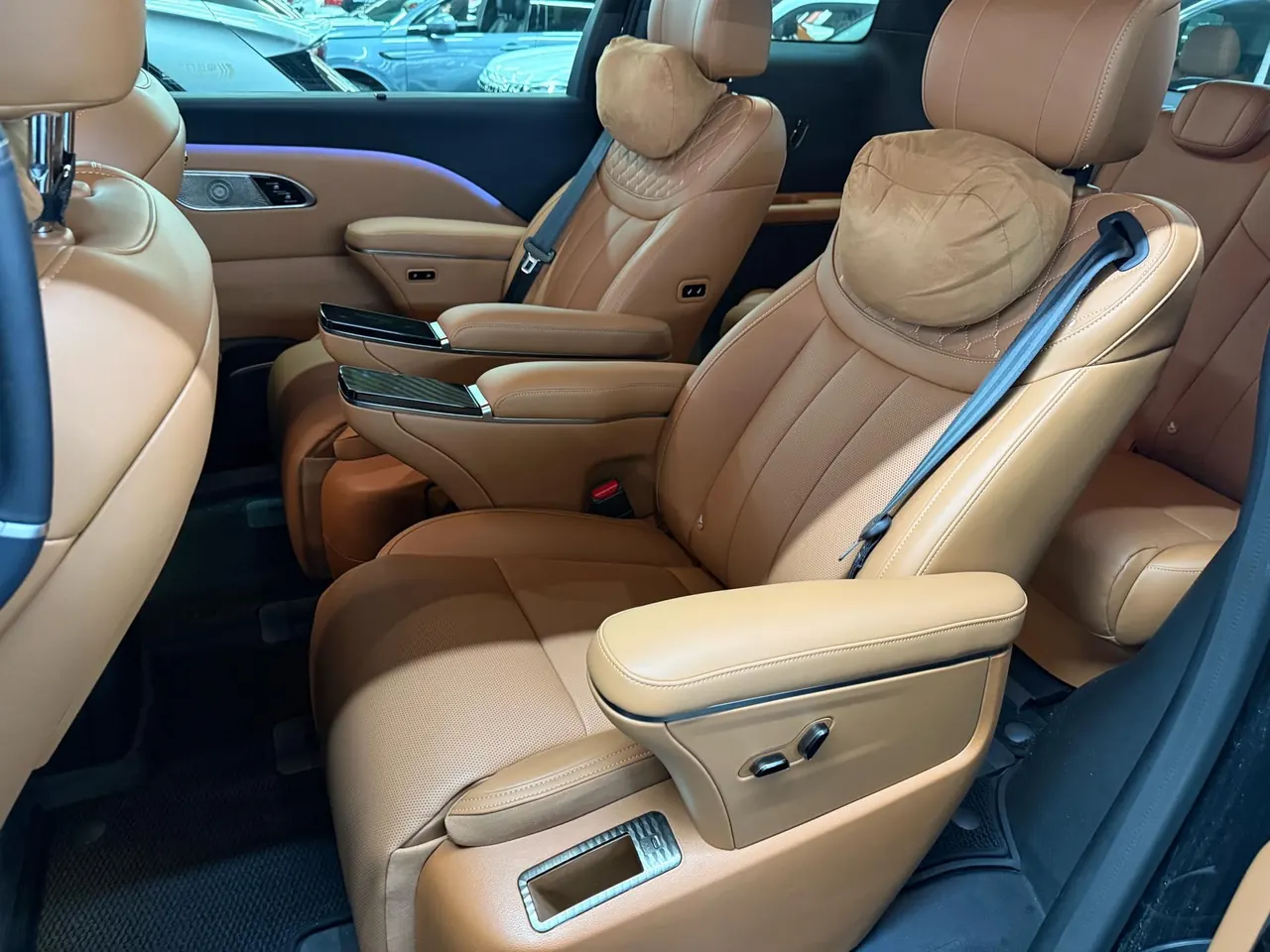 HongQi 2026 HQ9 PHEV 2.0T 4WD Premium Edition Automatic Gear 3