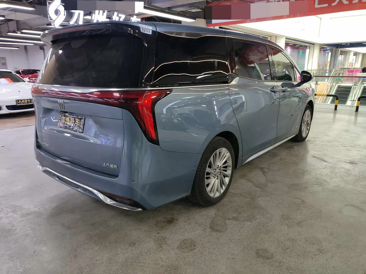 Buick 2023 Century 48V 2.0T Yunshi Edition 7-seat Automatic Gear 3