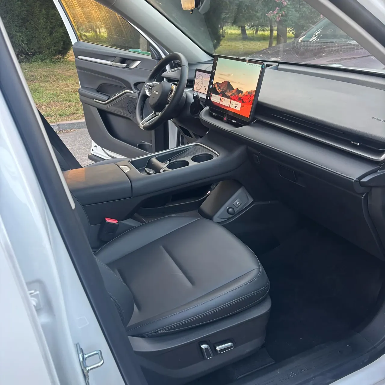 Haval 2024 H6 2.0T Two-Drive Max Automatic Gear 9