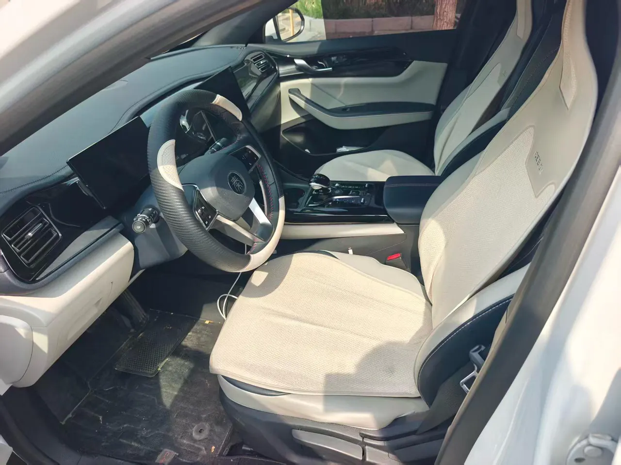 BYD 2021 Qin PLUS DM-i 1.5 stepless 55KM automatic gear 2