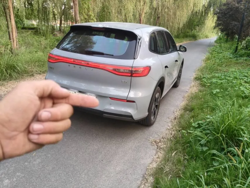 Geely Galaxy 2024 E 5 440km sailing version automatic gear 3