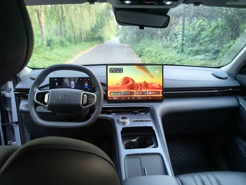 Geely Galaxy 2024 E 5 440km sailing version automatic gear 5