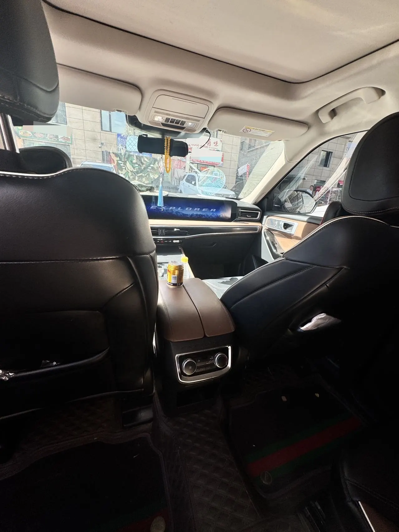 Ford 2023 Explorer 2.3T EcoBoost 285 Four-wheel Drive Titanium Edition 6-seat Automatic Gear 5