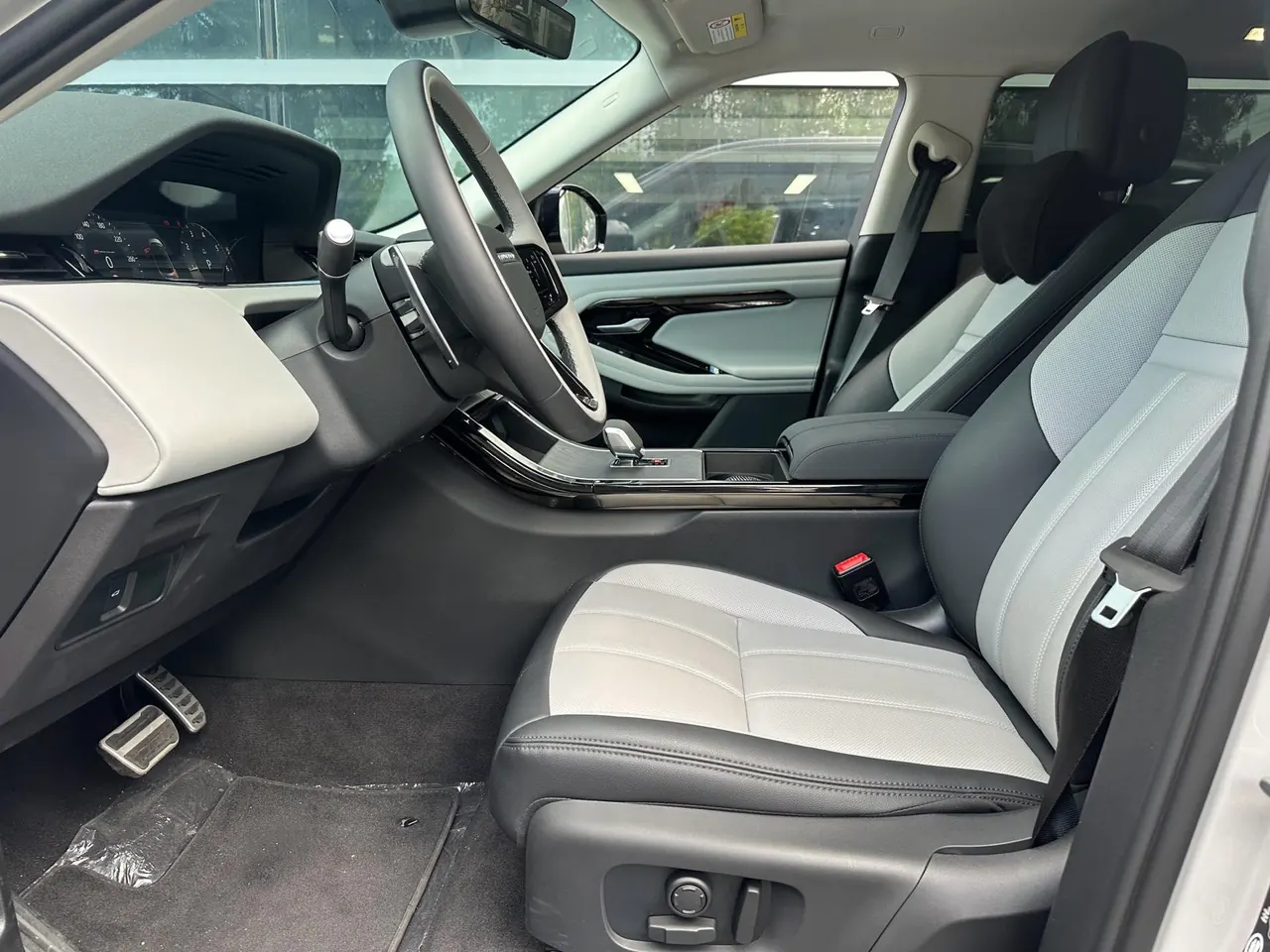Land Rover 2026 Range Rover Aurora L 48V 2.0T SE Automatic 2