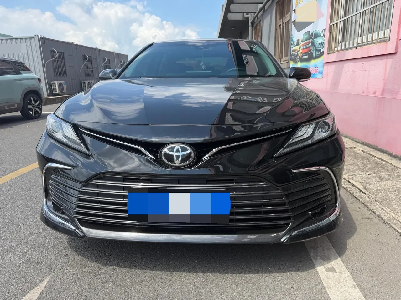 Toyota 2021 Camry 2.5G Deluxe Edition Automatic Gear 2