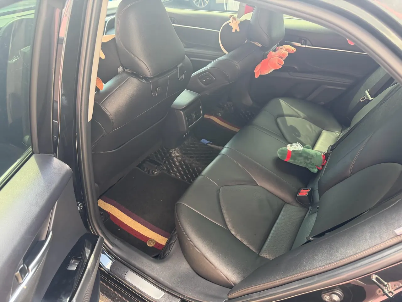 Toyota 2021 Camry 2.5G Deluxe Edition Automatic Gear 7