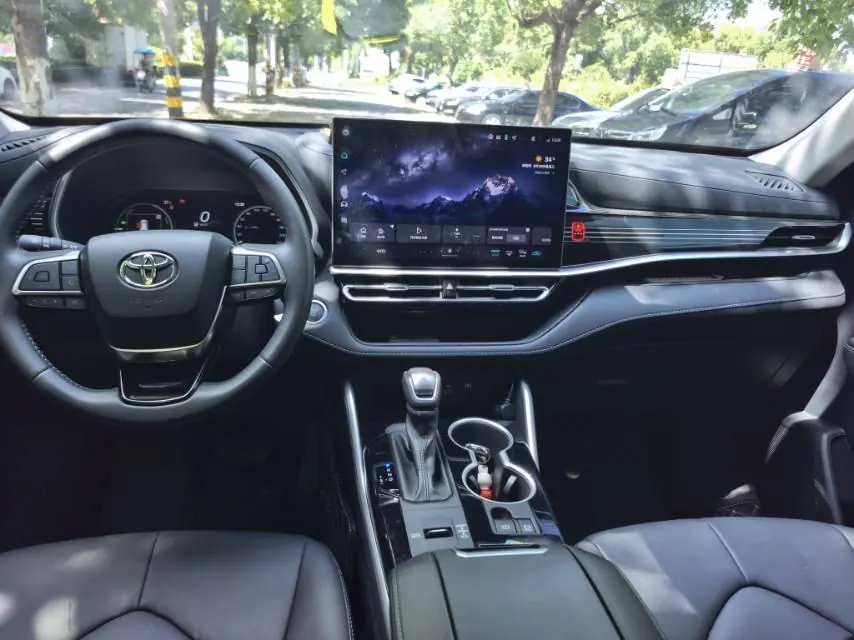 Toyota 2026 Highlander Dual Engine 2.5 Stepless Intelligent Electric Hybrid Two-Drive Elite Edition 5-seat Automatic Transmission 6