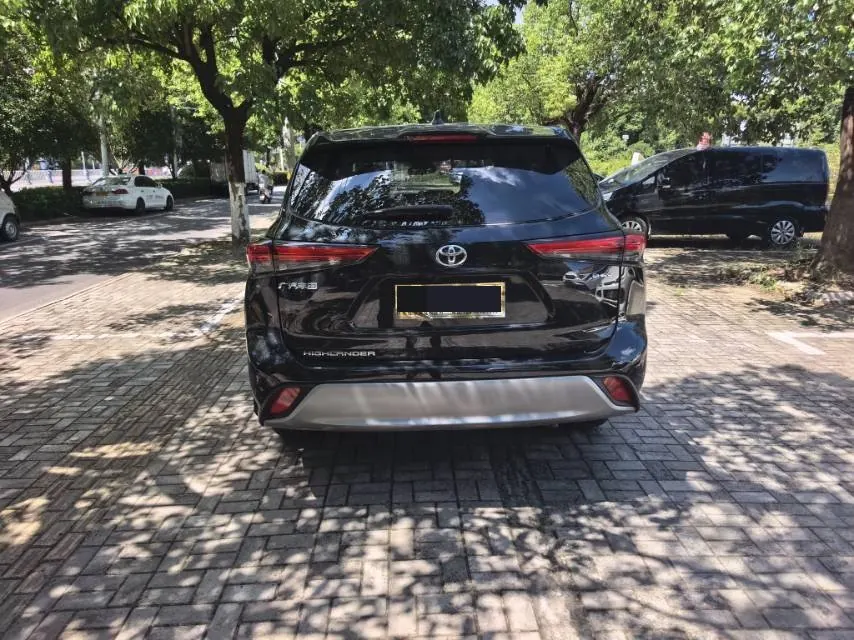 Toyota 2026 Highlander Dual Engine 2.5 Stepless Intelligent Electric Hybrid Two-Drive Elite Edition 5-seat Automatic Transmission 8