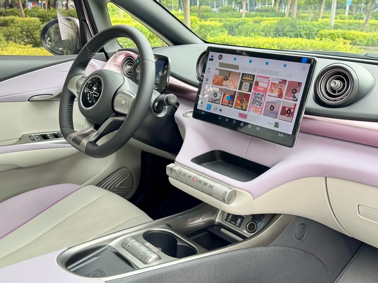 BYD 2023 Dolphin 420km Fashion Edition Automatic 6