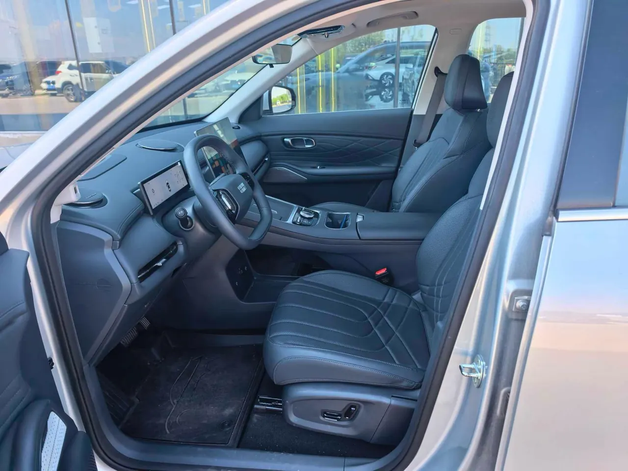 Geely Galaxy 2026 Starship 7 EM-i 1.5 135km Starship Edition Automatic Gear 7