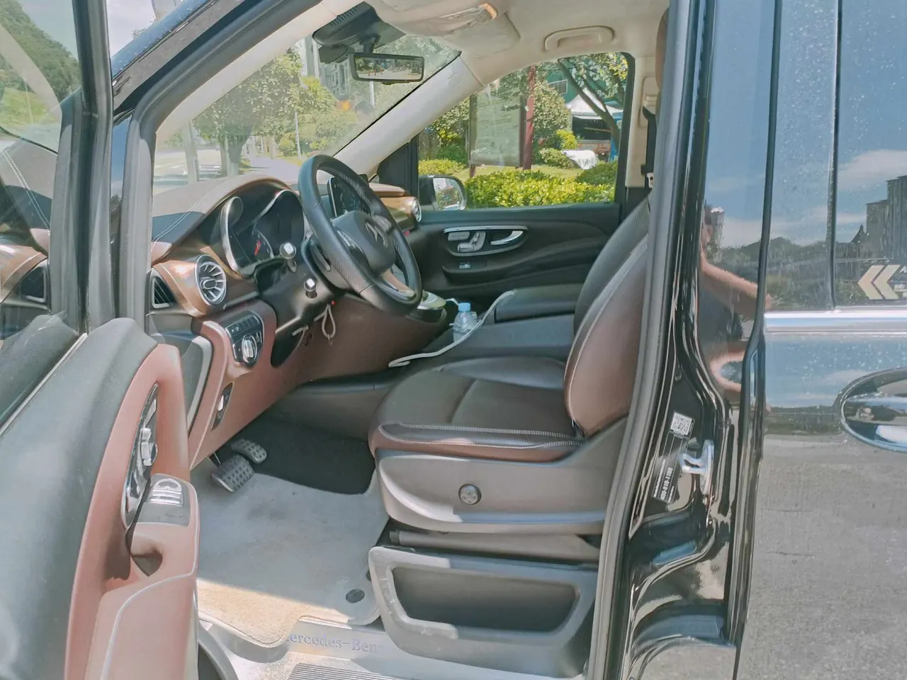 Mercedes Benz V 2021V 260 L 2.0T Deluxe Edition Automatic Gear 3