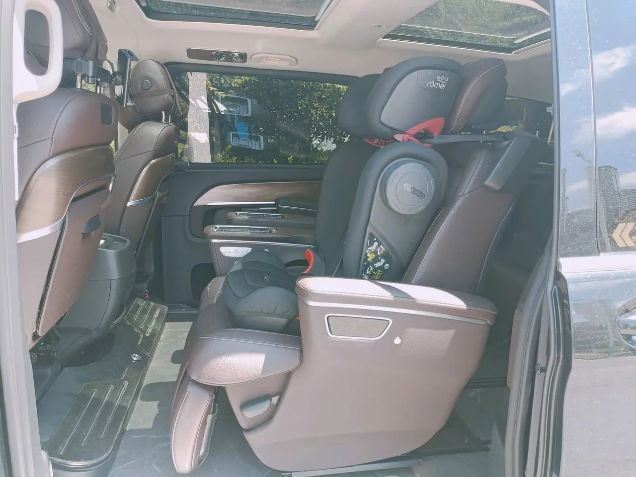 Mercedes Benz V 2021V 260 L 2.0T Deluxe Edition Automatic Gear 9