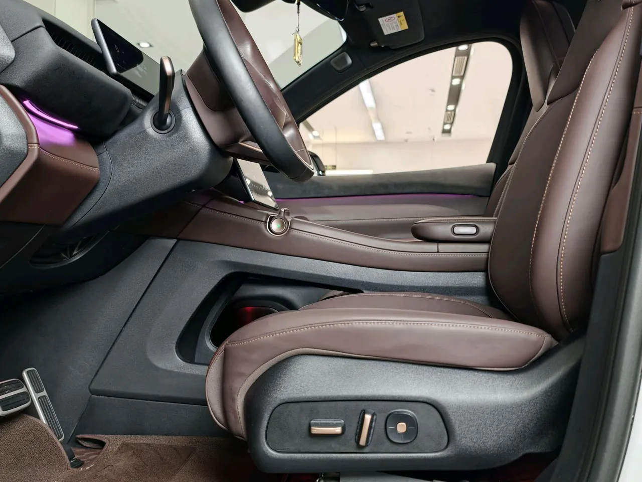 NIO 2023 EC 7 100kWh First Edition Automatic Gear 4