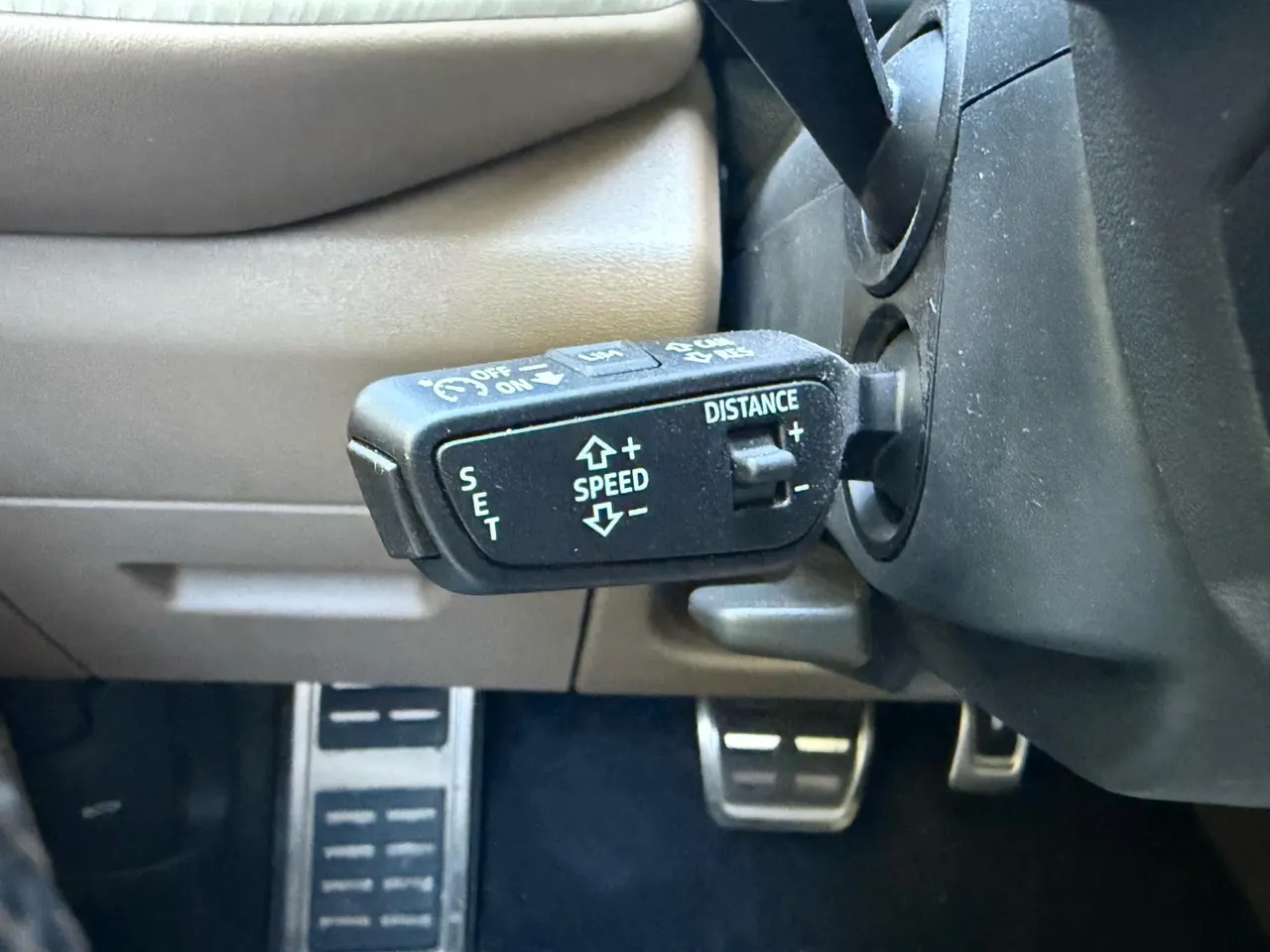 Audi 2026 Q5L 2.0T Smart Hybrid Luxury Automatic Gear 10