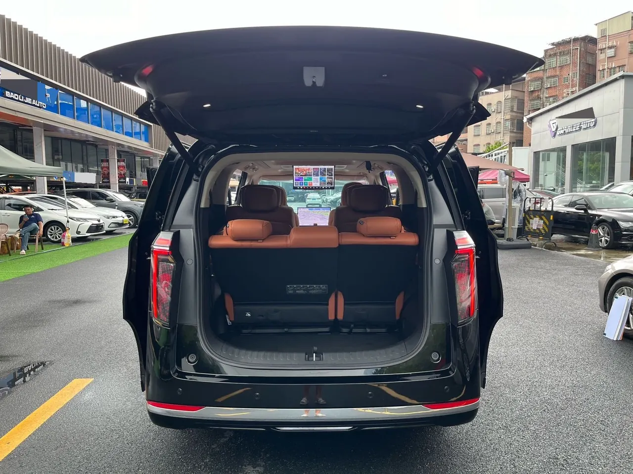 Chuanqi 2026 yearning for M8 PHEV L 1.5T four-wheel drive Ultra automatic gear 8