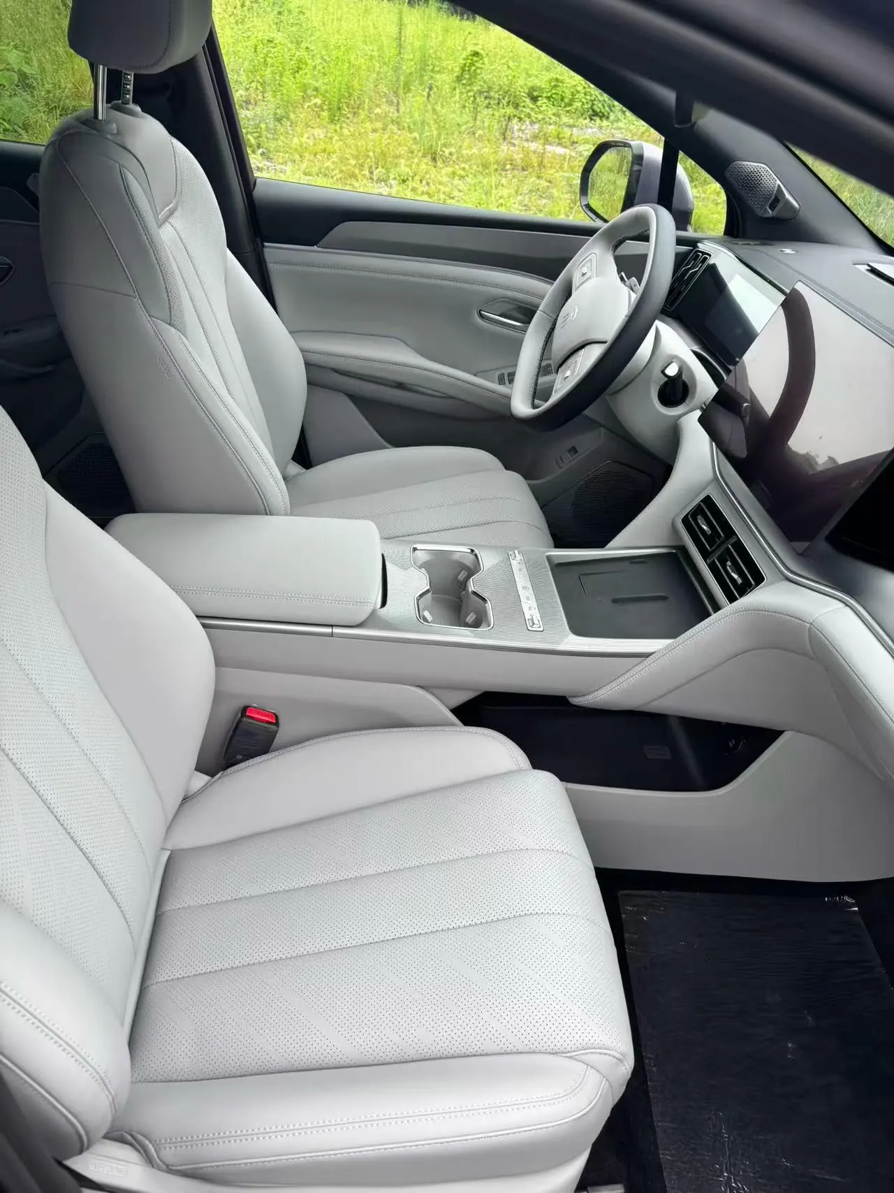 BYD 2026 Song Ultra EV 710KM Exceed Automatic Transmission 9