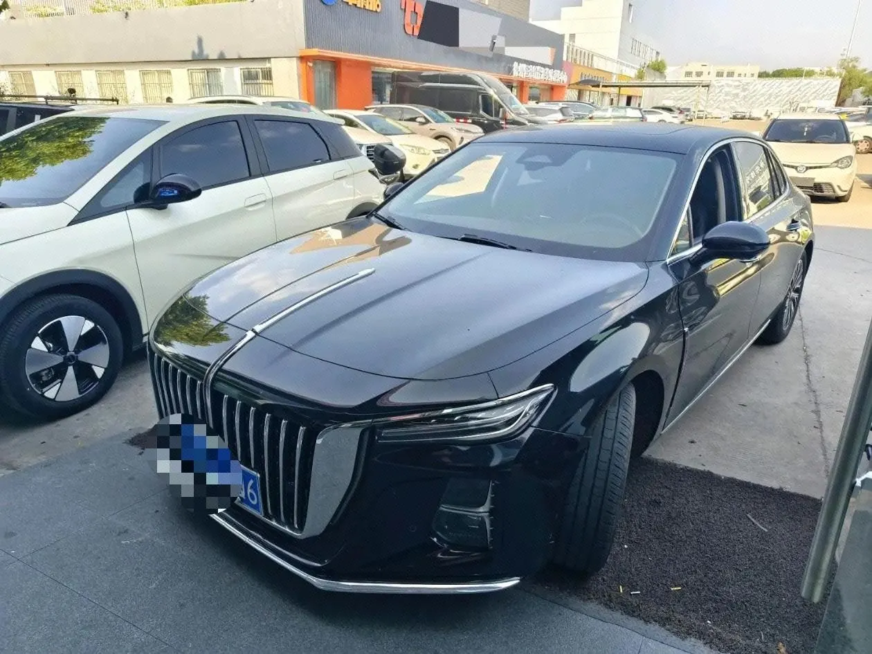 HongQi 2024 H5 2.0T Zhilian Qi Chang Edition Automatic Gear - View 1