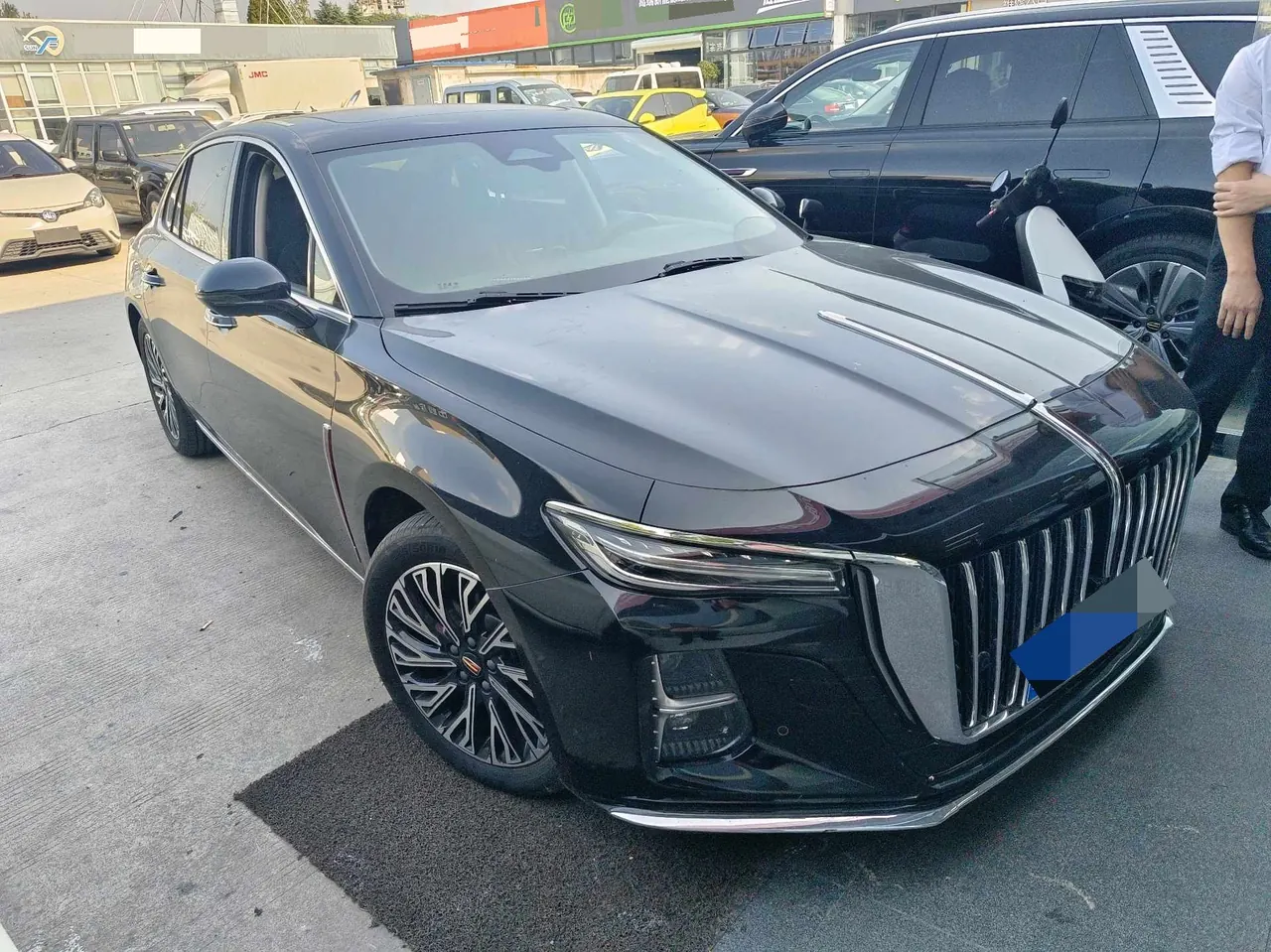 HongQi 2024 H5 2.0T Zhilian Qi Chang Edition Automatic Gear 5